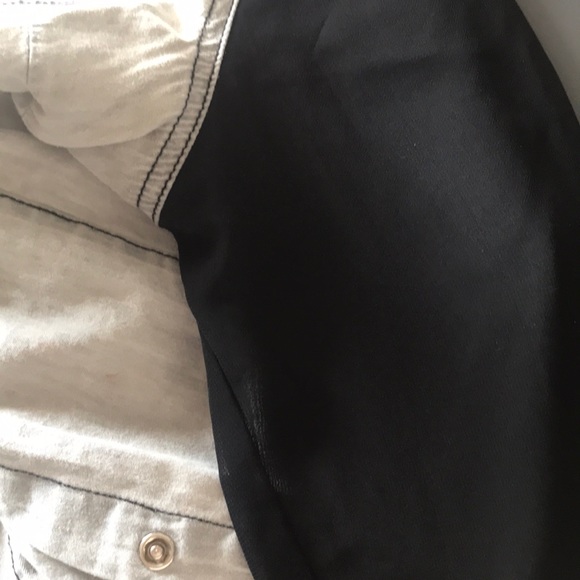 Top - Picture 4 of 4